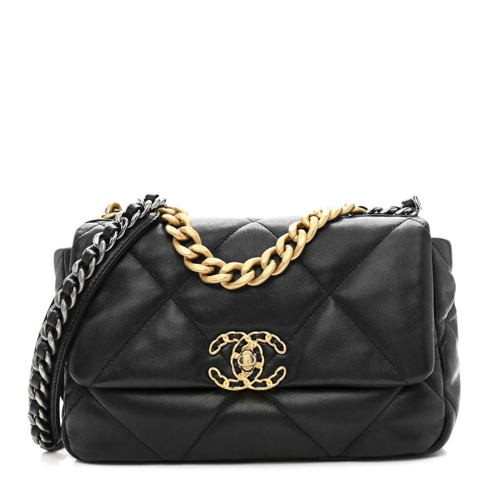 Lambskin Quilted Medium Chanel 19 Flap #300551C50B